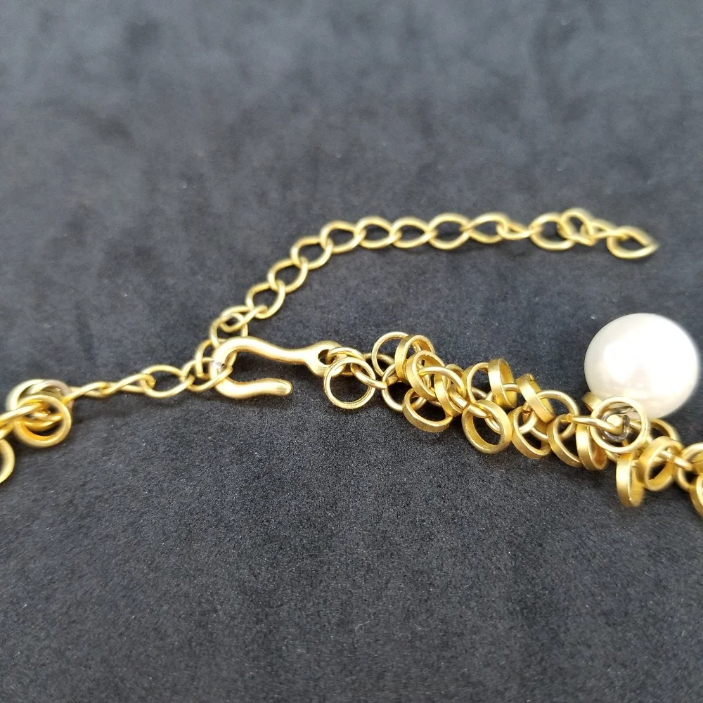 Gold chain & faux pearl necklace ⚪ - Picture 5 of 6